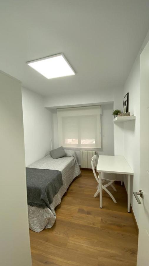 Apartamento Piso Nuevo Bien Situado En Santander