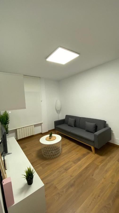 Piso Nuevo Bien Situado En Apartamento